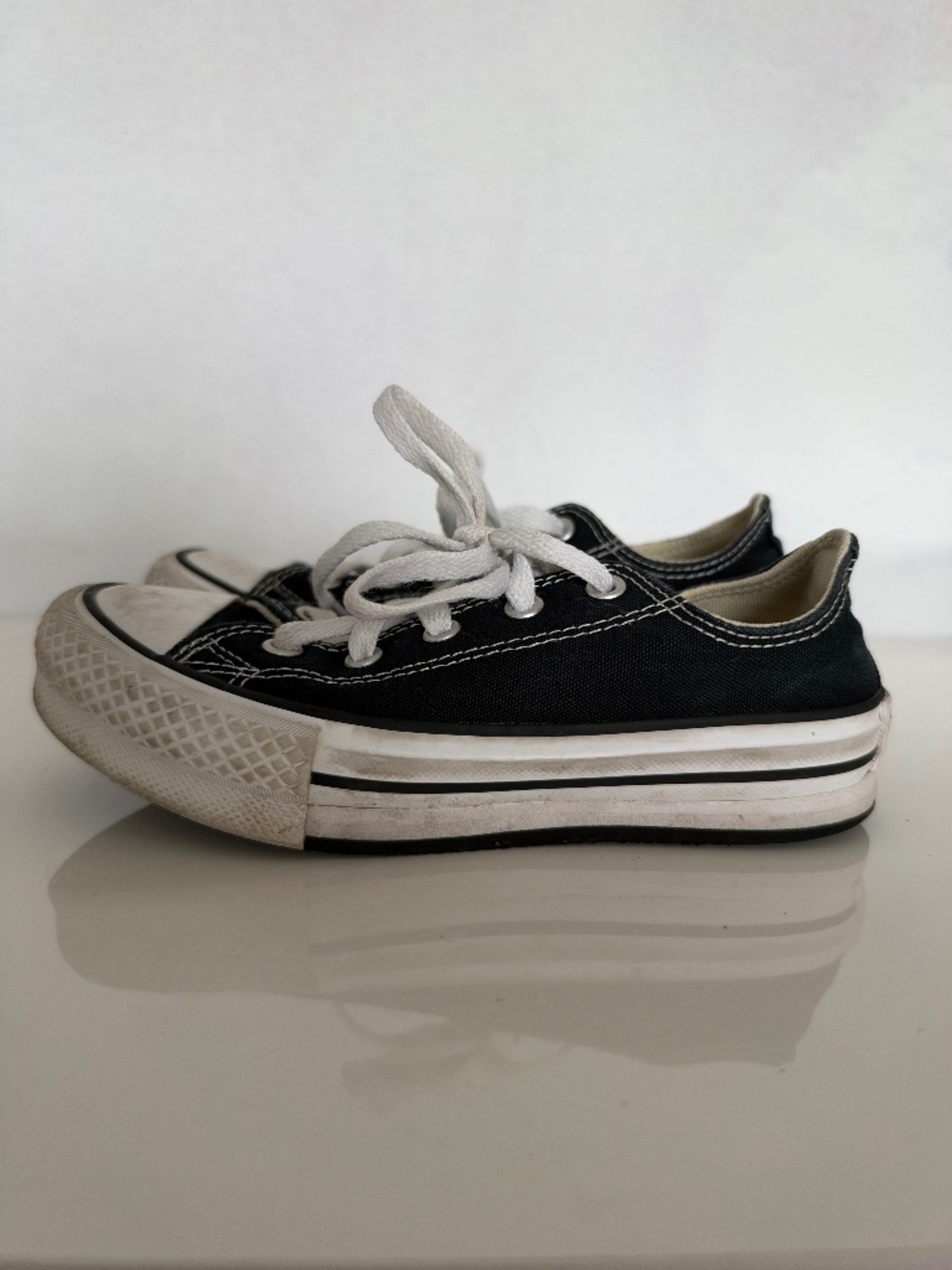 Converse Chuck Taylor All Star Low-Top Sneakers – Black/White – Kids’ Size 1